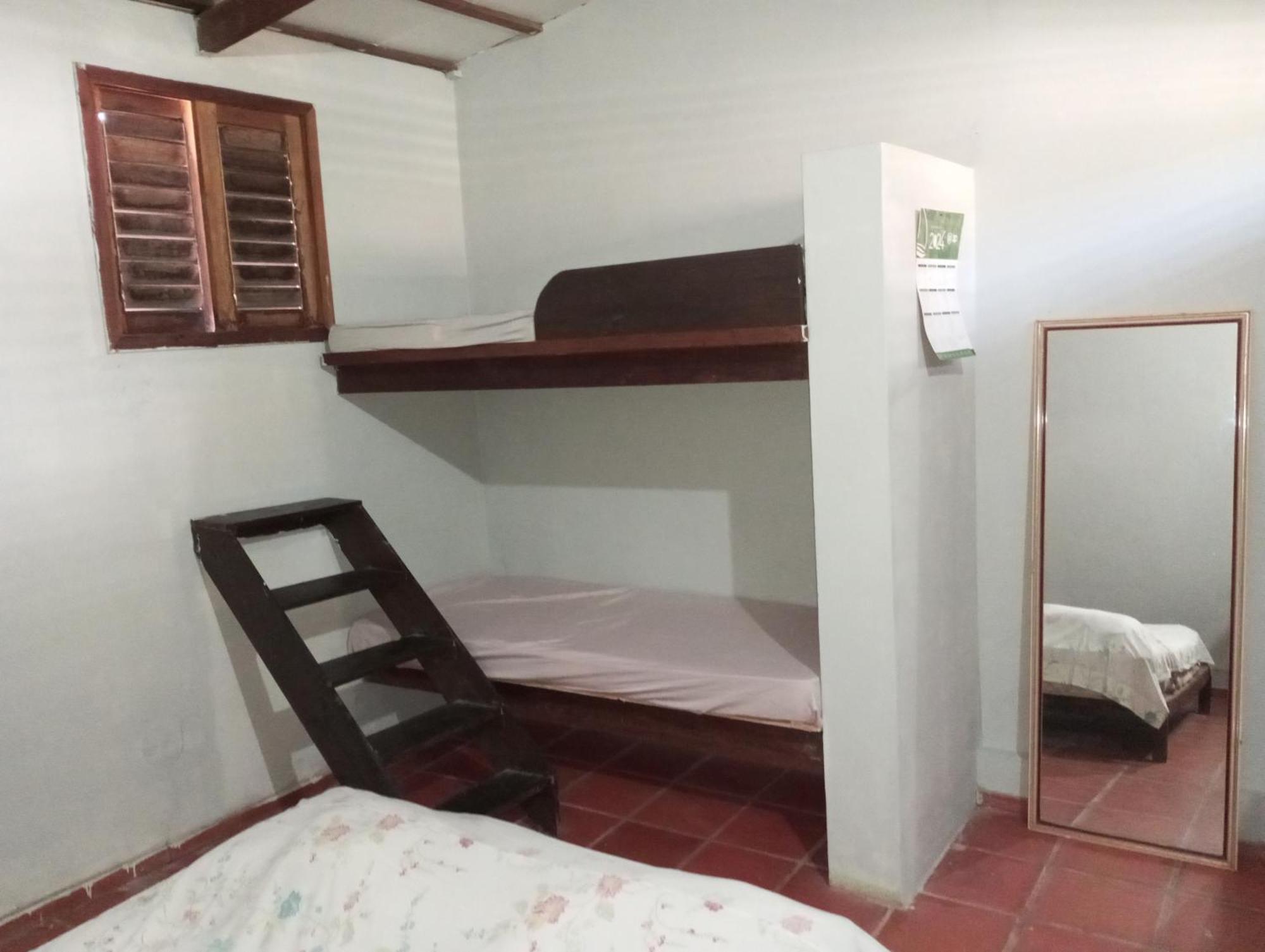 Hospedagem Da Keila Matos Aracati Esterno foto